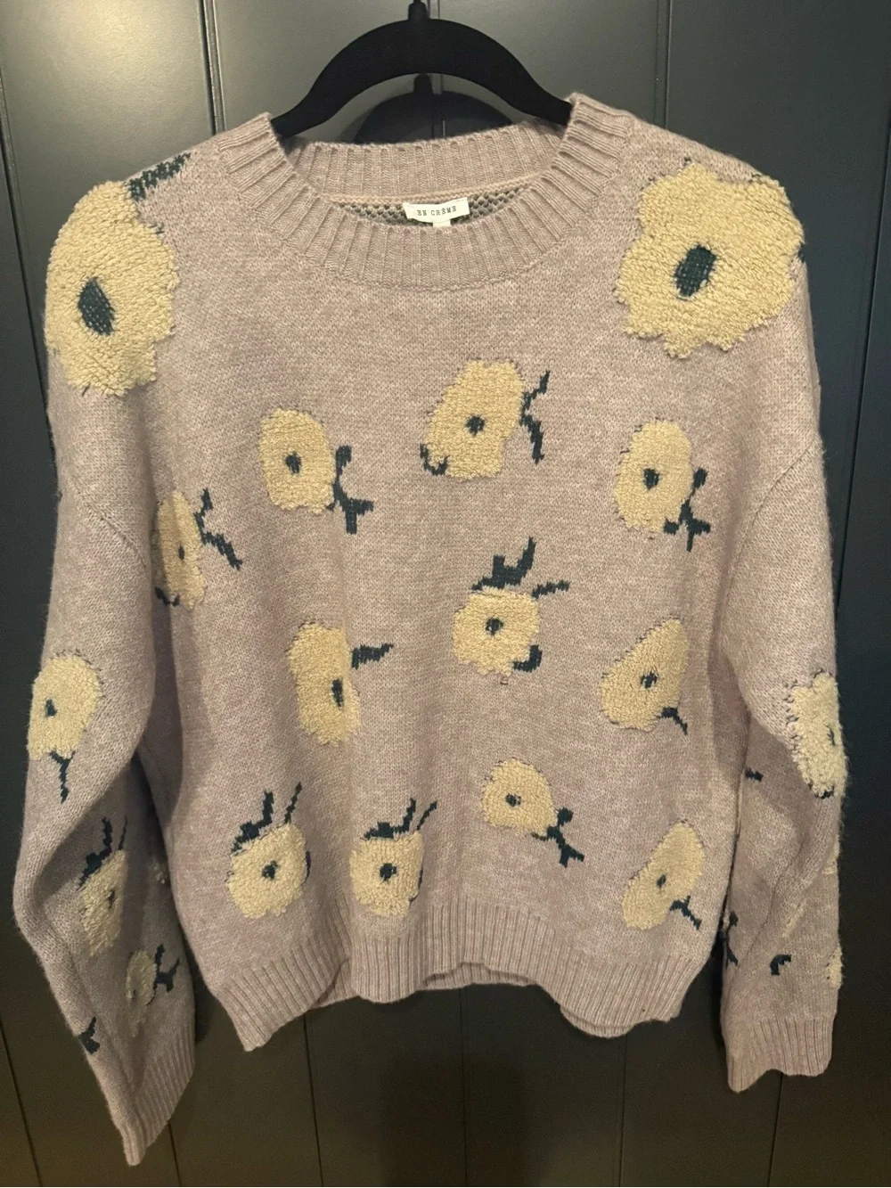 NWT En Creme Gray Cloud Flower Floral Crewneck Sweater - Picture 1 of 9